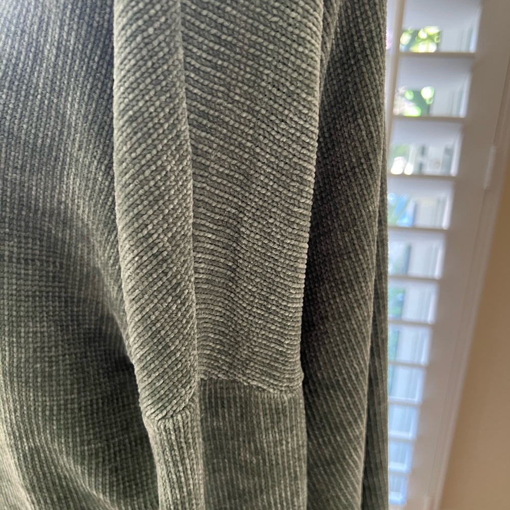 Sage Green Ribbed Knit Sweater - Picture 4 of 5